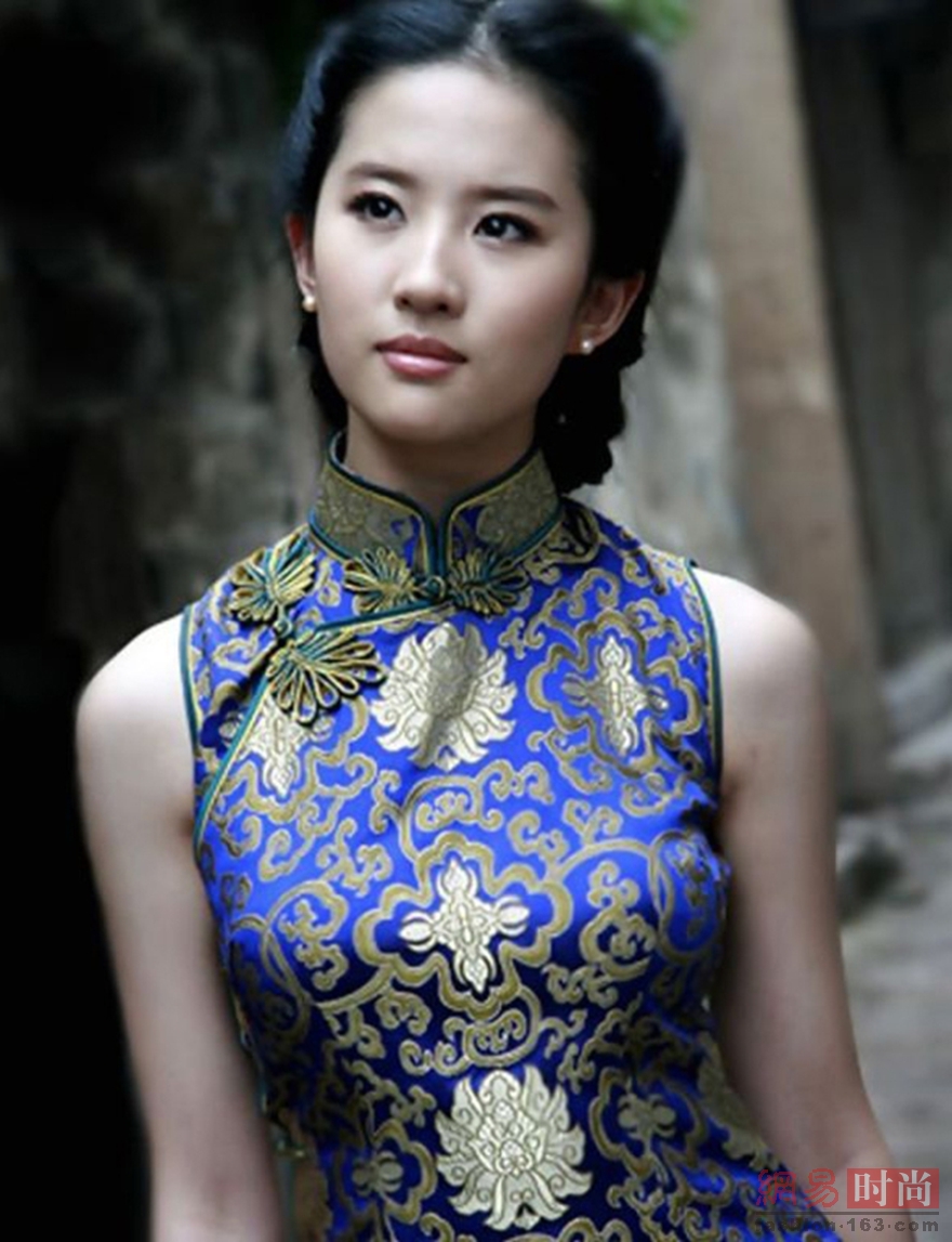 最显风情是旗袍 倪妮妩媚刘亦菲优雅(组图)