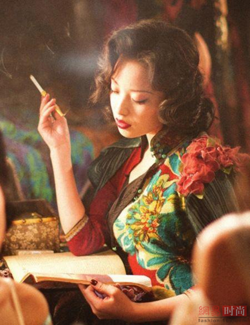 最显风情是旗袍 倪妮妩媚刘亦菲优雅(组图)