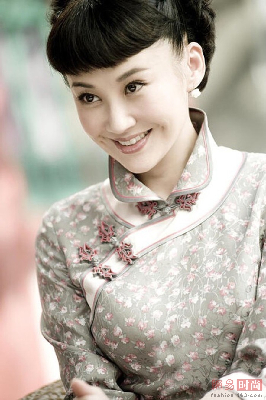 最显风情是旗袍 倪妮妩媚刘亦菲优雅(组图)