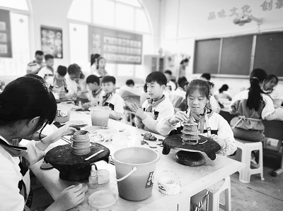 【亲子-文字列表】河南省乡村学校少年宫项目建设工作综述