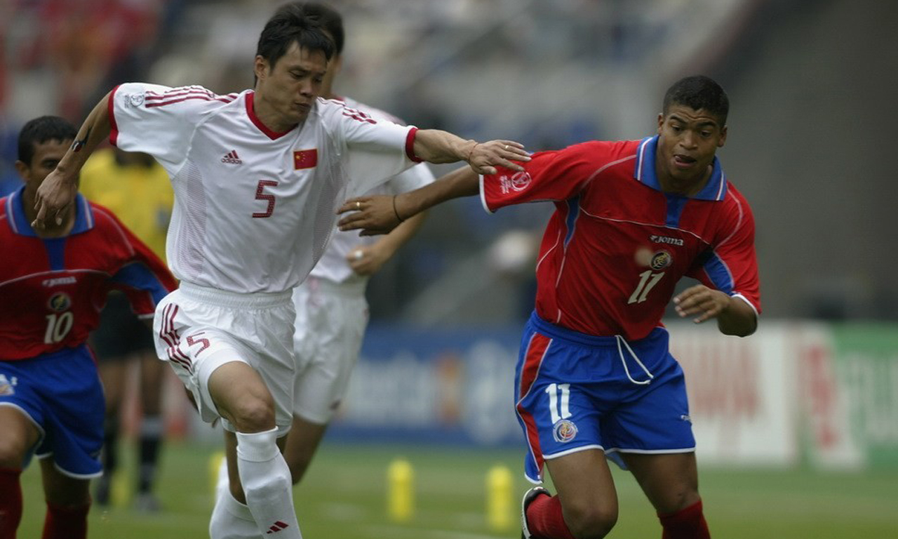 宝刀不老!范志毅年近五旬三婚娶美妻得千金[5