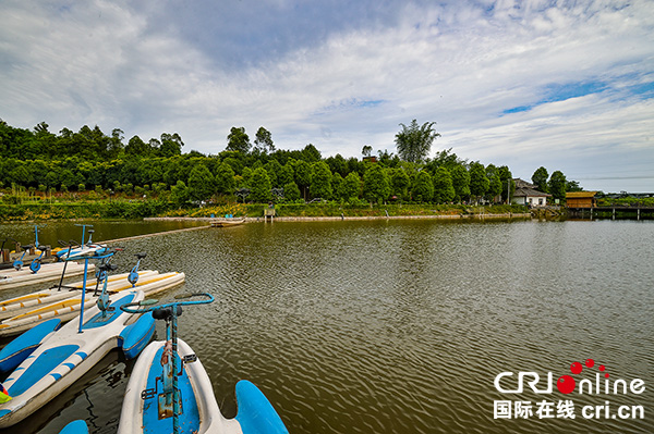 图片默认标题_fororder_市民钓鱼、休闲好去处（摄影-廖志全）