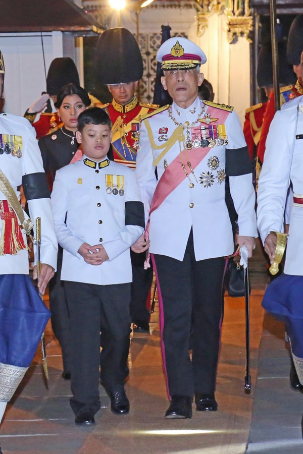 泰国哇集拉隆功王储即位成为拉玛十世国王