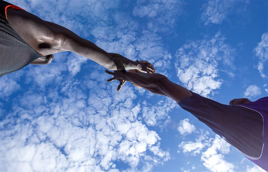 新华网@不熄的篮球梦——记南苏丹轮椅篮球队