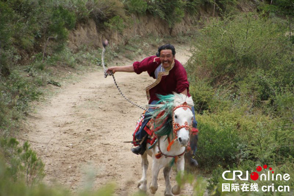 图片默认标题_fororder_精彩的跑马比赛