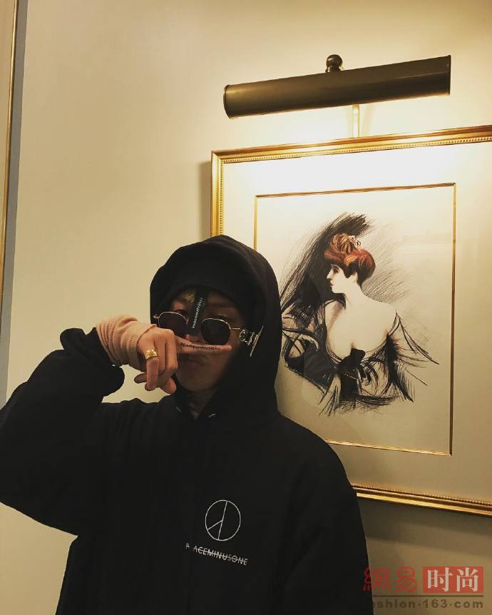 头号迷妹甜馨和Angelababy 追男神也很拼！