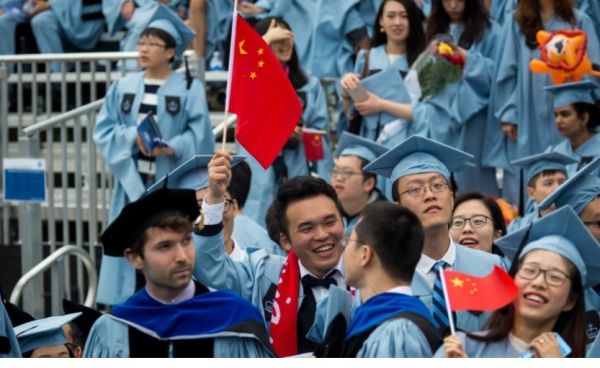 中国留学生关注美签证新政策:不会影响原计划