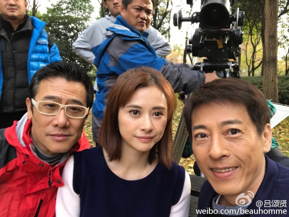 新浪娱乐讯 12月12日,吕颂贤在微博晒出一组与何美钿的合影,"仪琳小