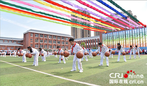 图片默认标题_fororder_开幕式表演（恩阳区委宣传部--供图）