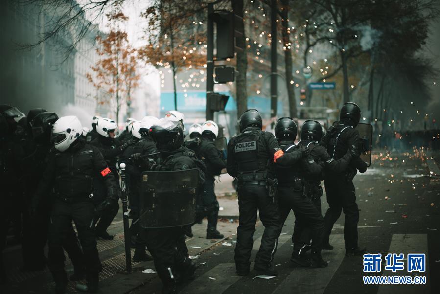 「新华网」国际·一周看天下