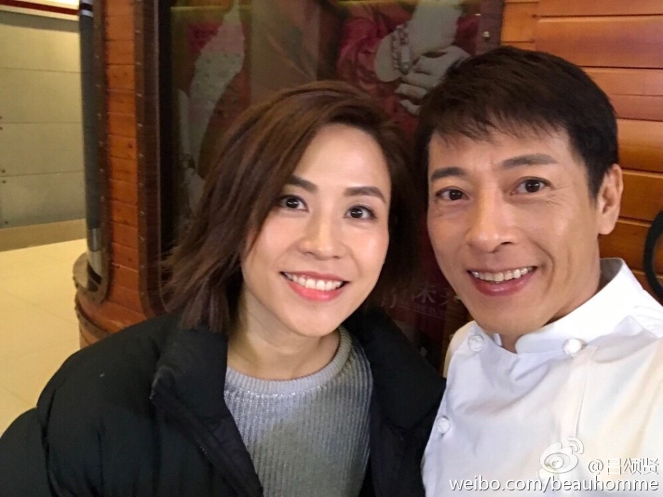 吕颂贤宣萱聚首 同框工作人员撞脸梁家辉(图)