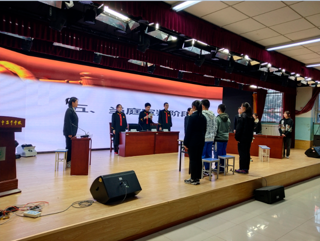 首都师范大学附属中学昌平学校开展第二届法治文化节系列活动