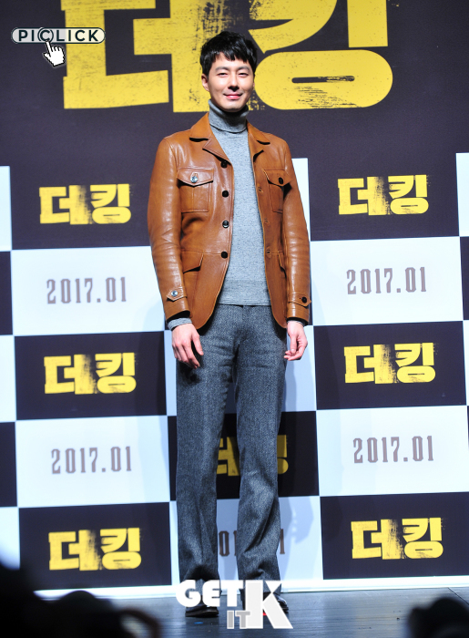 赵寅成帅气亮相《THE KING》时隔8年回归大荧幕
