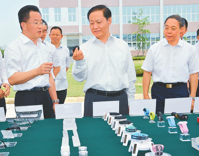 （时政要闻）彭清华赴自贡宜宾泸州调研 提出了哪些要求？