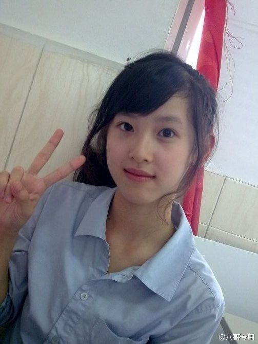 鹿晗高中旧照曝光 盘点明星中学青涩照(组图)