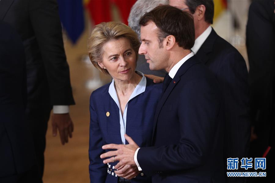 新华网：欧盟冬季峰会举行领导人合影仪式