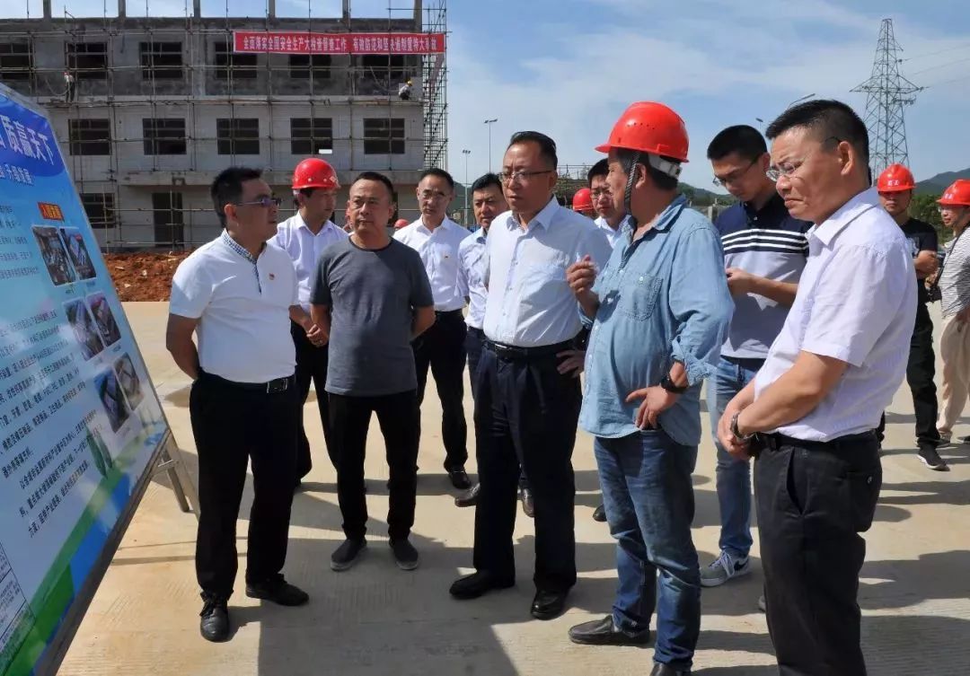 （导航绵阳，移动端）中共江油市委书记周涛：扬李白之才，走转型之路，添百姓之福