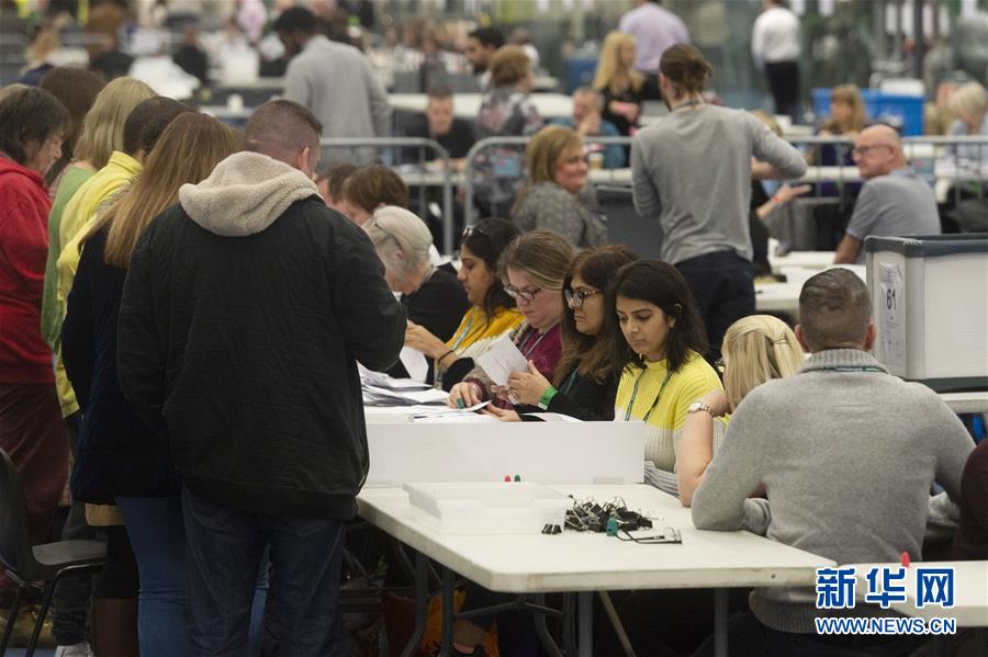 「新华网」出口民调显示英国保守党在议会选举中领先