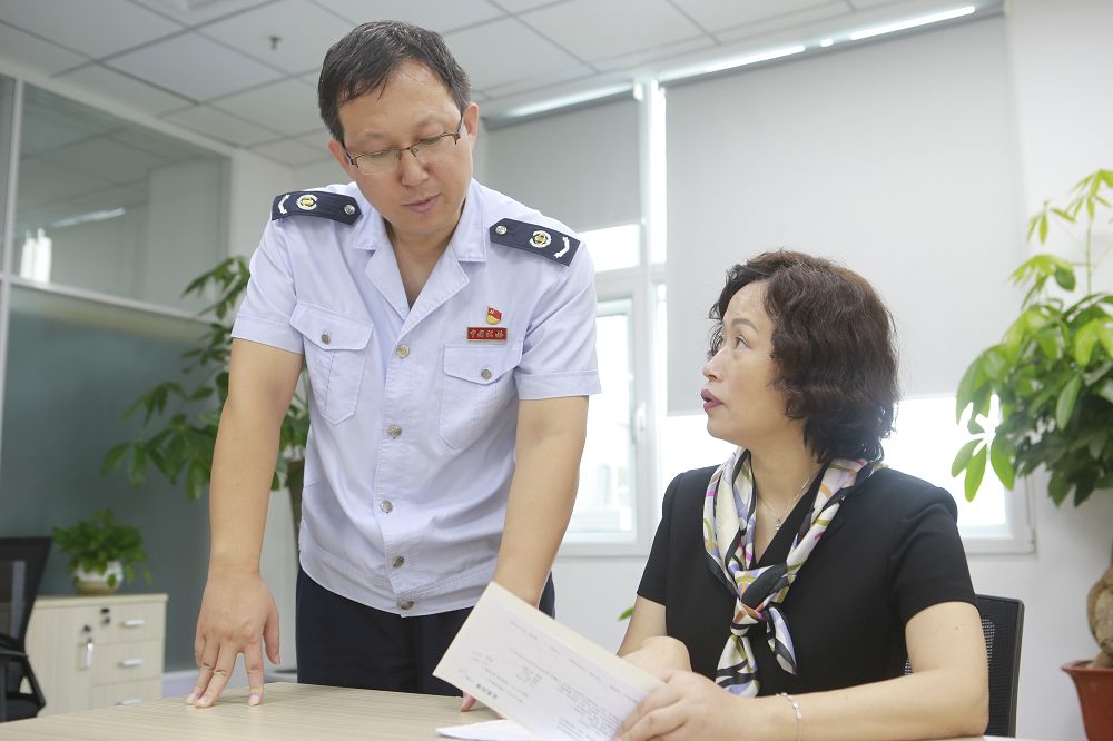 【国际在线】减税降费守护匠心传承 “老字号”迸发新活力