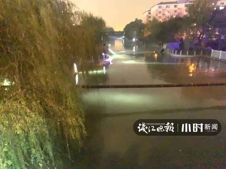 【中国青年报】被奖40万！90后救人遇难，上百人自发排队献花