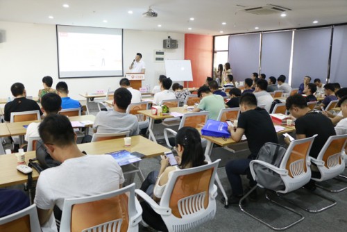 【电商】新零售下电商如何运营 一品创客邀请大咖来分享