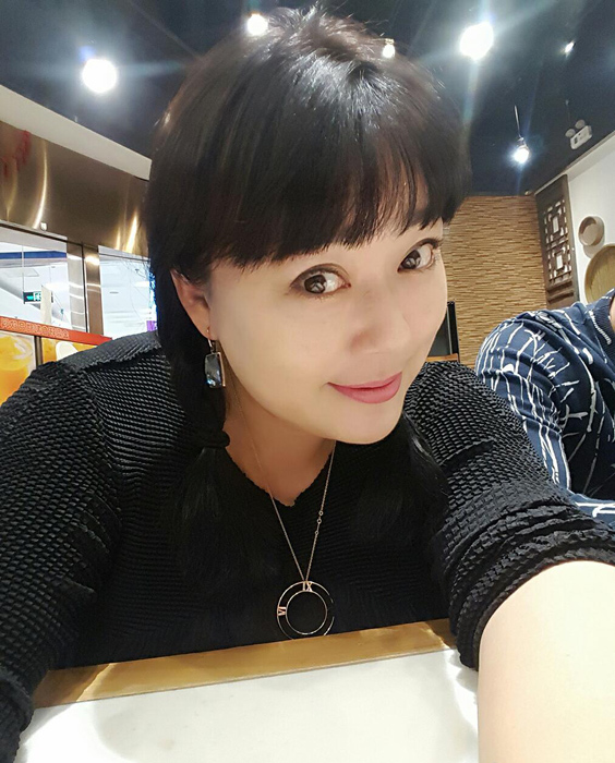“胖嫂”李菁菁瘦到认不出！曾在怀孕时靠小卖部维生