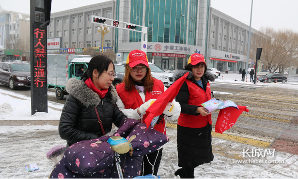 张北县供电公司组织开展冬季安全用电宣传活动