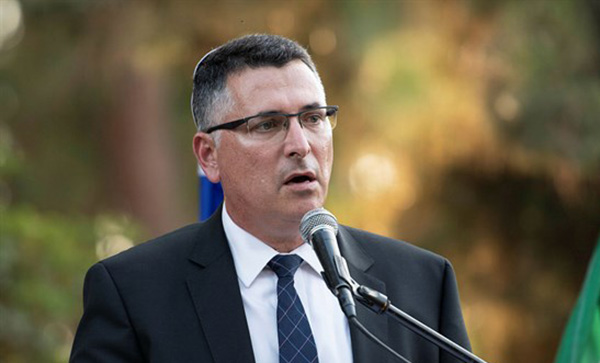 澎湃新闻网：执政十年，内塔尼亚胡党内出现了第一个直接挑战者