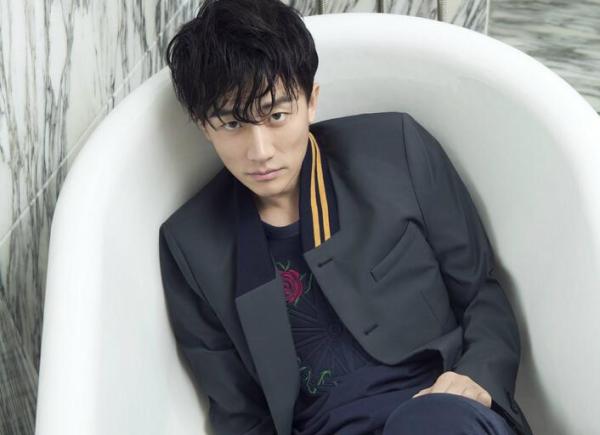 靳东井柏然 有些男星明明很帅但一上古装造型就辣眼