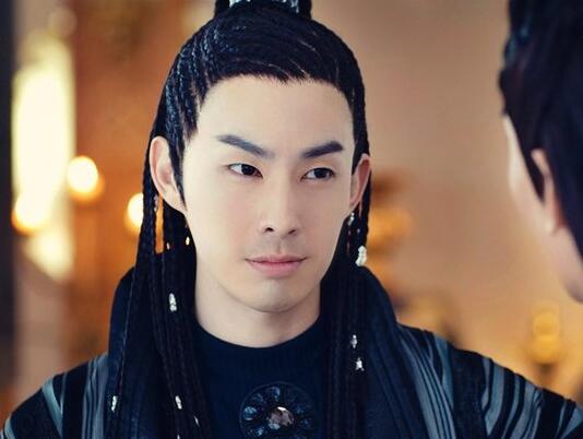 靳东井柏然 有些男星明明很帅但一上古装造型就辣眼