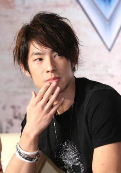 靳东井柏然 有些男星明明很帅但一上古装造型就辣眼