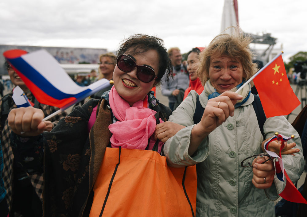 新华社：好朋友，一起走——2019年中外民心相通故事