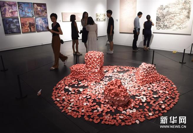 清華大学美術学院 卒業生作品展を開催 中国国際放送局