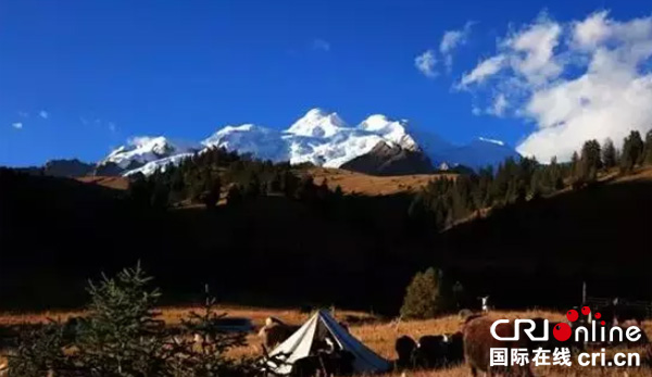 甘孜州理塘县:川西最后秘境——格聂神山