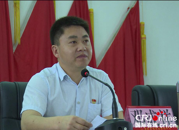 图片默认标题_fororder_街道党工委副书记、办事处主任邓成祥对创建国家级文明城市作动员讲话