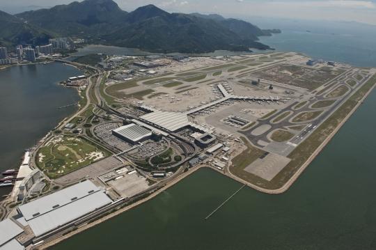 香港国际机场年客运量首次突破7000万人次