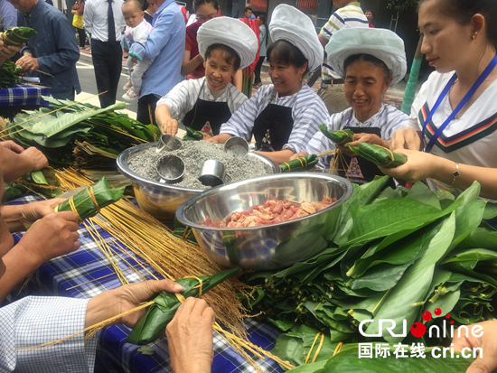 “四月李”助推“中国糯食之乡”脱贫致富