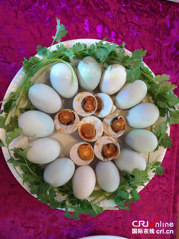 图片默认标题_fororder_月亮山养殖农民专业合作社生产的盐蛋--摄影张勇