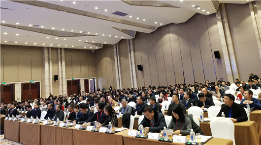 【湖北】【无误，已附参考链接】【供稿】第八届中国公司法务年会（华中）在武汉举办