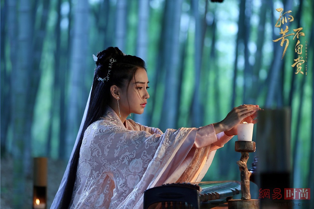 Angelababy新剧上映 剧照美得让人发疯