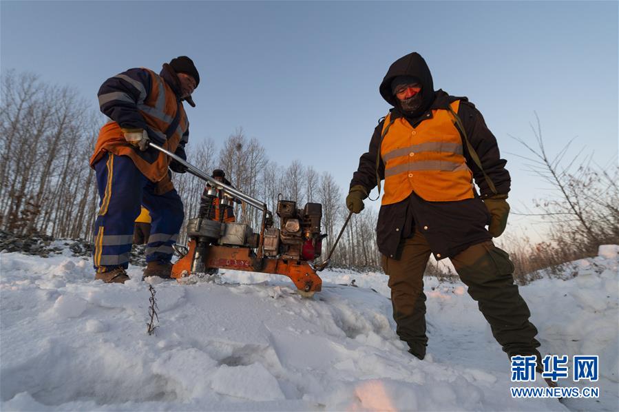 新华网：极寒下的中国“东极铁路医生”