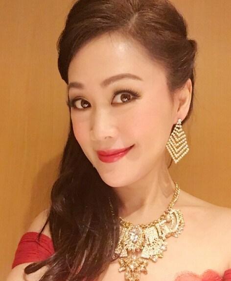 如果她晚生20年的话 现在也许比郑爽还火！