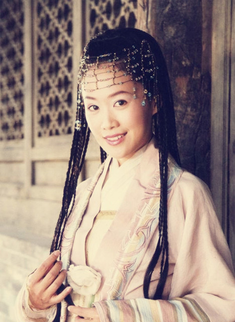 如果她晚生20年的话 现在也许比郑爽还火！
