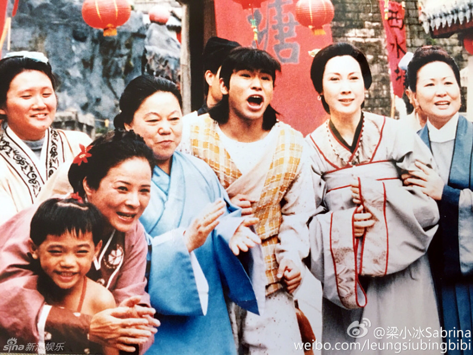 梁小冰晒《少年梁祝》绝密照 罗志祥卖萌(组图)