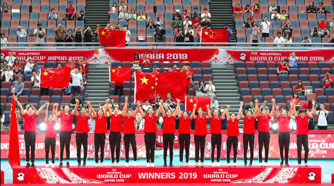 「新华网」【年终报道】我们的新时代·字述2019| 拼