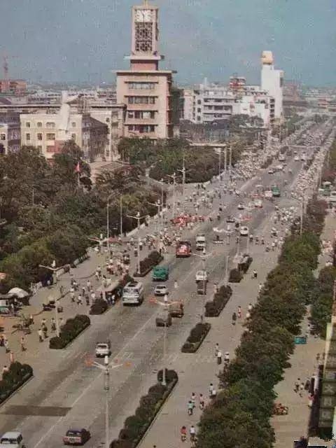 （导航成都，移动端）发现成都：你不知道的世界城市史