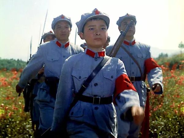 #中国军网#一唱起《映山红》，就觉得红军来了！