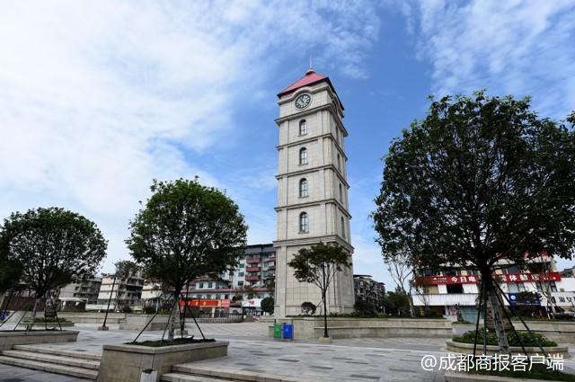 (导航成都,移动端)彭州地标性建筑钟楼钟表停摆?