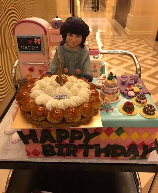 林心如提前剖腹产女 宝宝重6.6斤[4]