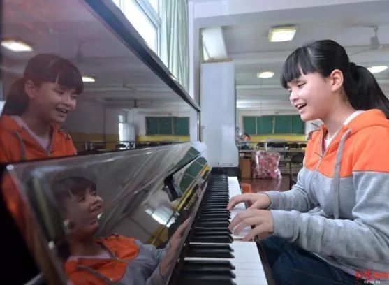 「人民网」了不起！专治各种丧懒颓，就问你服不服…